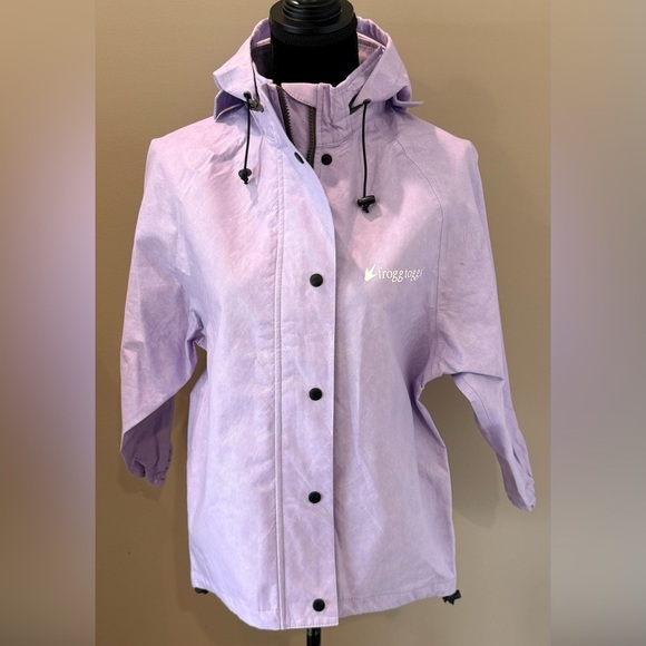 Frogg Toggs Jackets & Blazers - Women’s FROGG TOGGS Pro Action waterproof hooded lavender jacket. Size Small